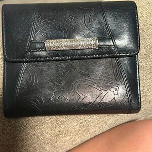 Brighton bi-fold matte black wallet (EUC)